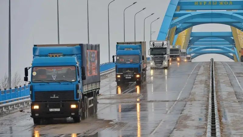 Cover image for [ Как подготовиться к международным грузоперевозкам ]